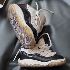 Jordan Kids Sneakers Black and White